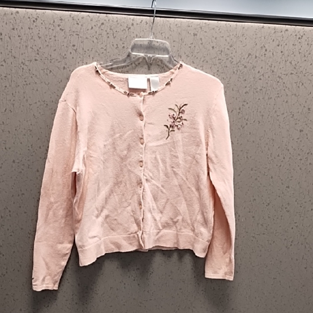 pink cotton sweater with floral applique size L